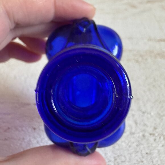 Vintage Victrylite Cobalt Blue Glass Crown Bottle - Made in Italy - Picture 6 of 10